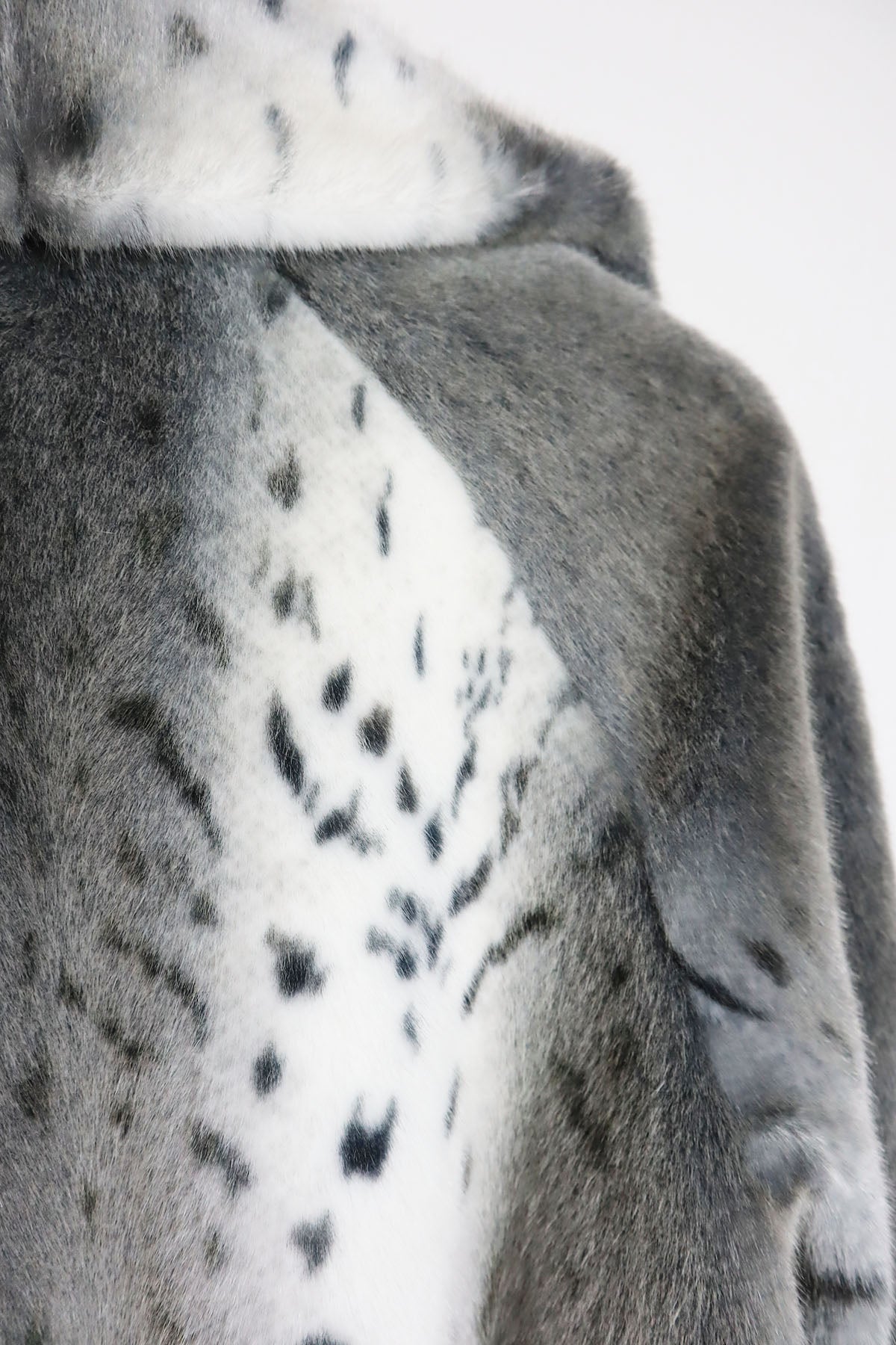 Fake Fur Mantel Vintage Grau ( Gr. M/L )