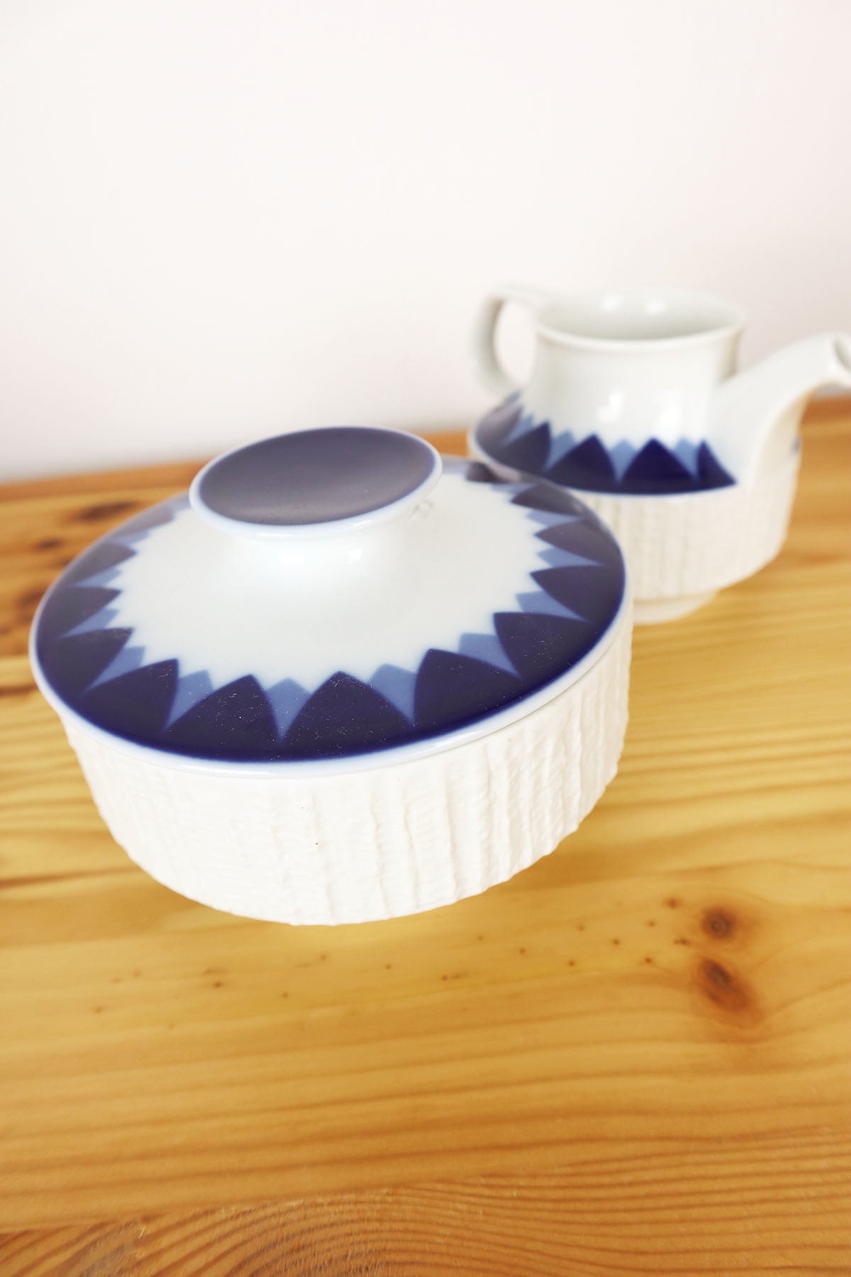 Vintage Thomas Arcta Coffee Table Porcelain Set